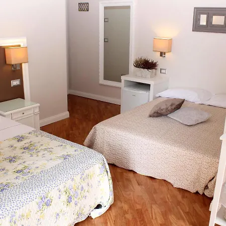 Grand Tour 4rooms B&B