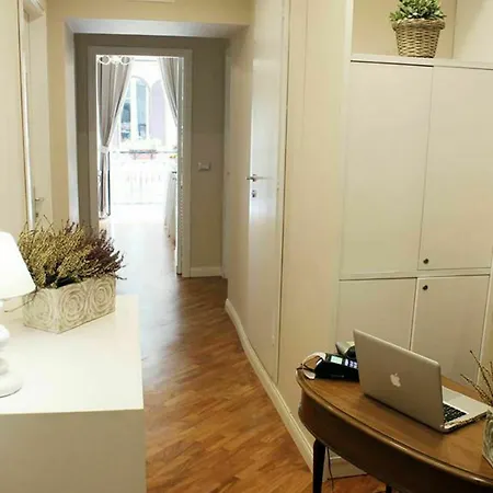 B&B Grand Tour 4rooms 2*